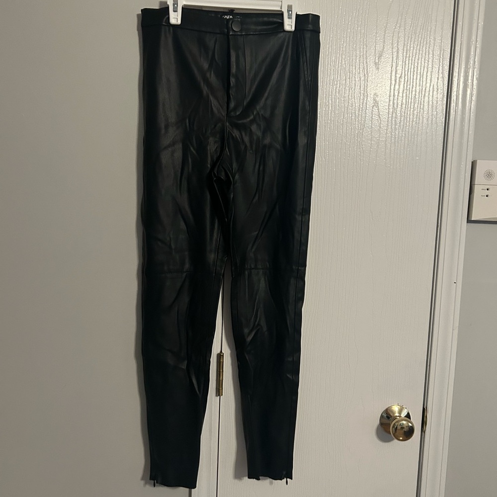 Skinny leather pants black